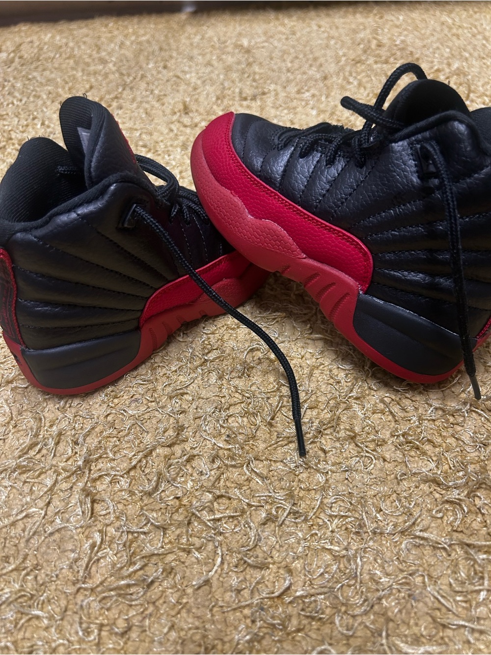 Jordan retro 12 black and red